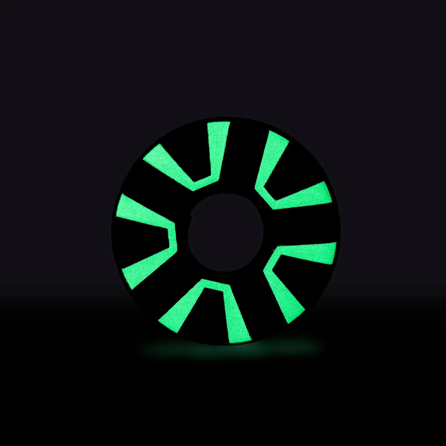 Chuckit! Max Glow Zipflight Flying Disc Dog Toy - Water Floating Flyer for Beach and Pool - Durable Polyester Construction - For Medium and Large Dogs - Size Medium - 8.5 L x 8.5 W - Pack of 1
