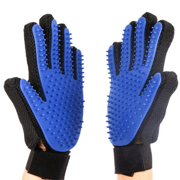 Gentle Deshedding Glove For Pet Grooming
