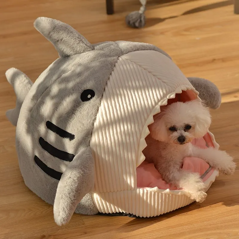 Pat and Pet Emporium | Pet Beds | The Shark Pet Bed